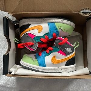 Jordan 1 Mid SE